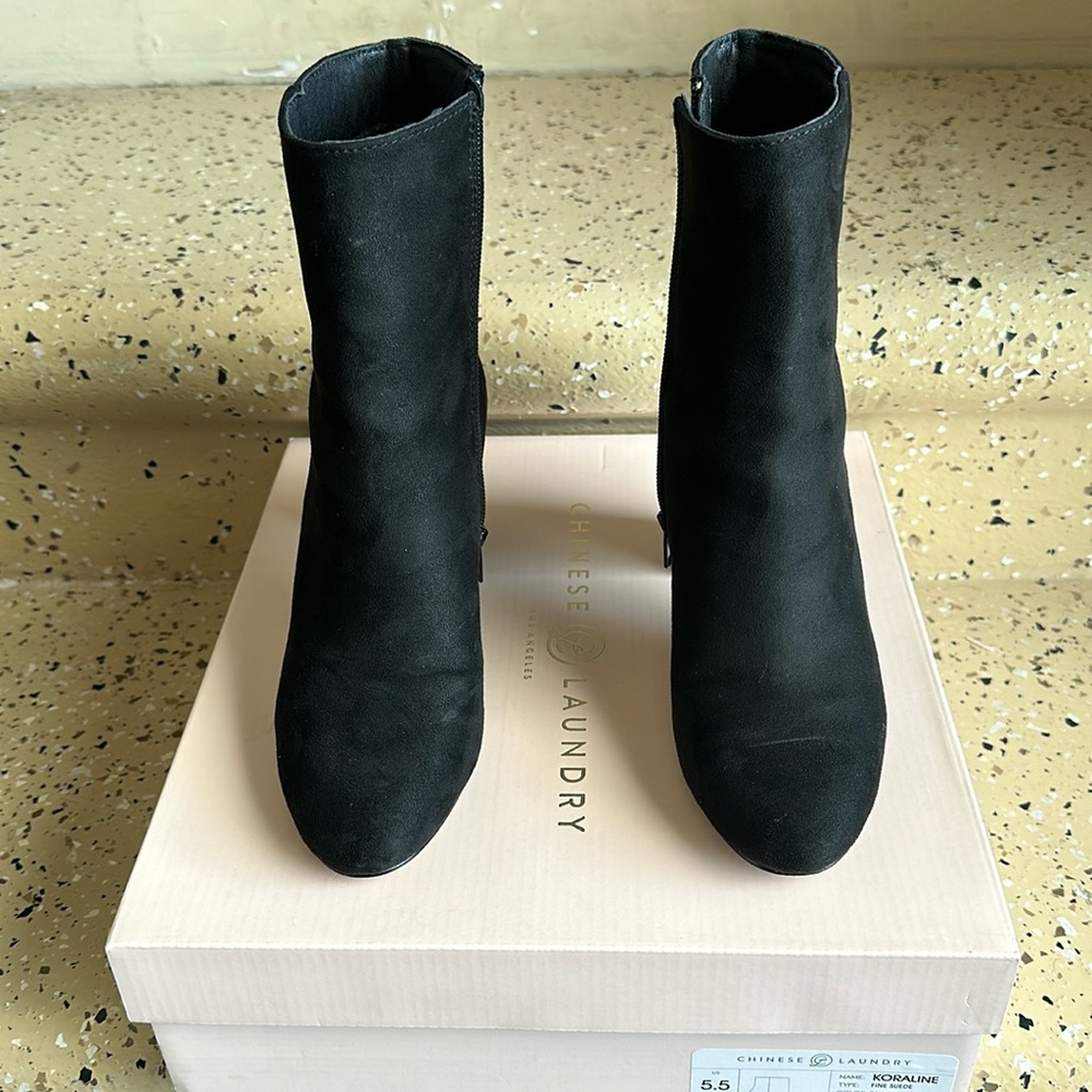 Black bootie